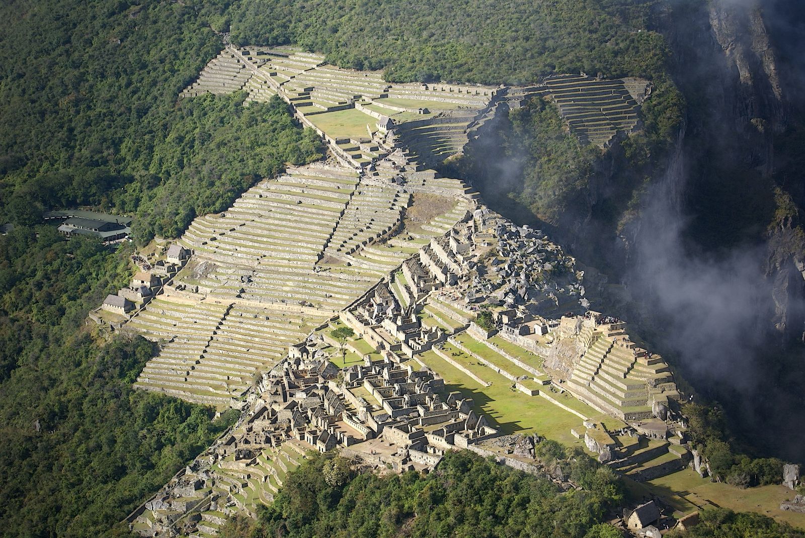 The Inca Trail to Machu Picchu + Huaynapicchu Mountain
